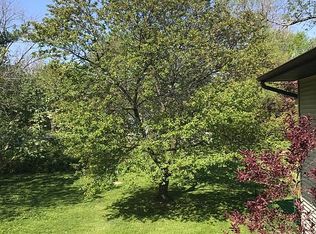 N5788 Lakeview Ct E, Onalaska, WI 54650