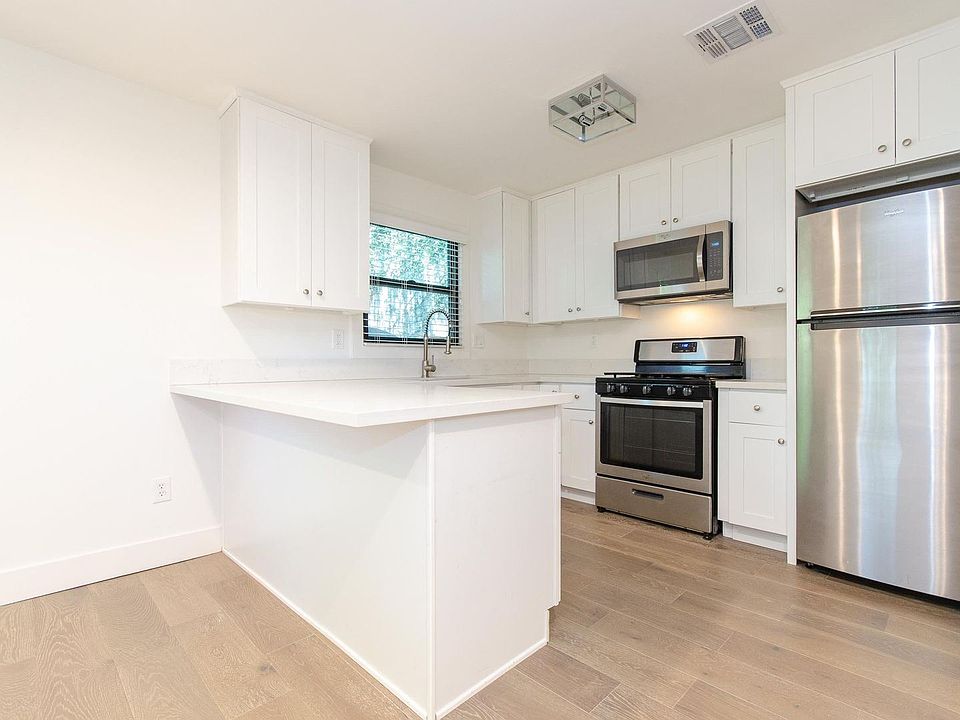 1st image of 2264 Duane St #8649528