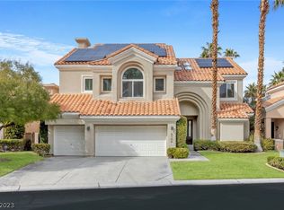 8764 Rainbow Ridge Dr, Las Vegas, NV 89117