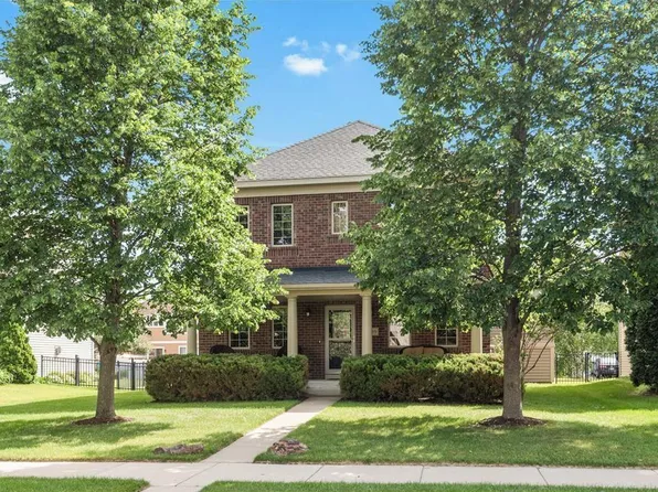 2689 118th Cir NE, Blaine, MN 55449