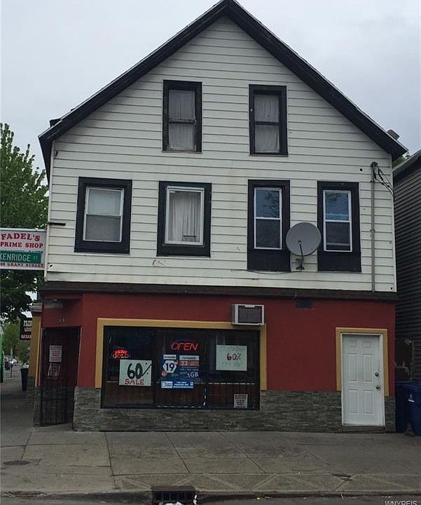 2nd image of 109 Grant St