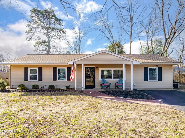 209 Sinclair Ave, Lanoka Harbor, NJ 08734