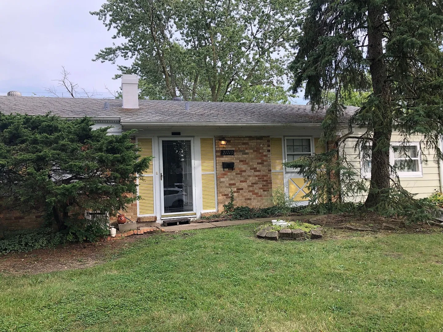 21713 Cynthia Ave photo 1