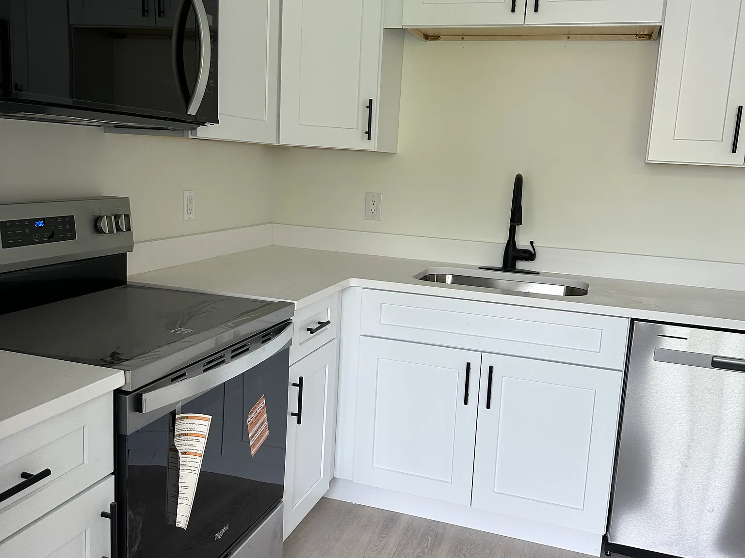 1 bed, 550 sqft, $1,850 — Photo 1