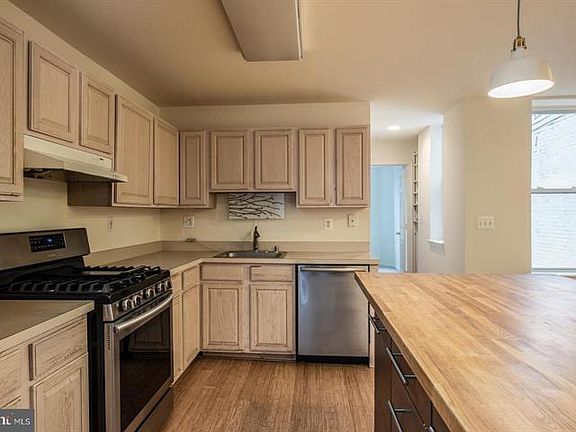 Kitchen with bedroom 3 behind