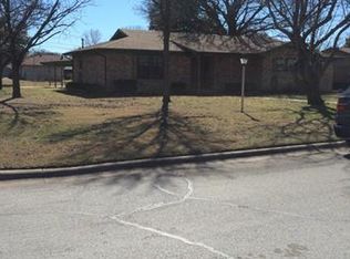 1201 Sheridan Ln, Cleburne, TX 76033