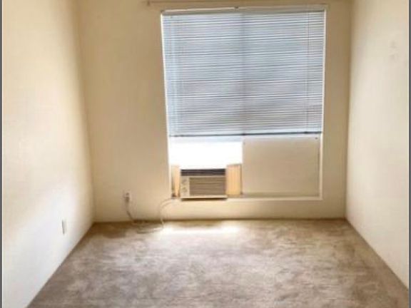 4th image of 94-1390 Polani St #27V