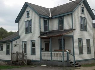 8 Veghte St, Johnstown, NY 12095