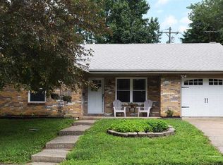 5709 Berry Ln, Evansville, IN 47710