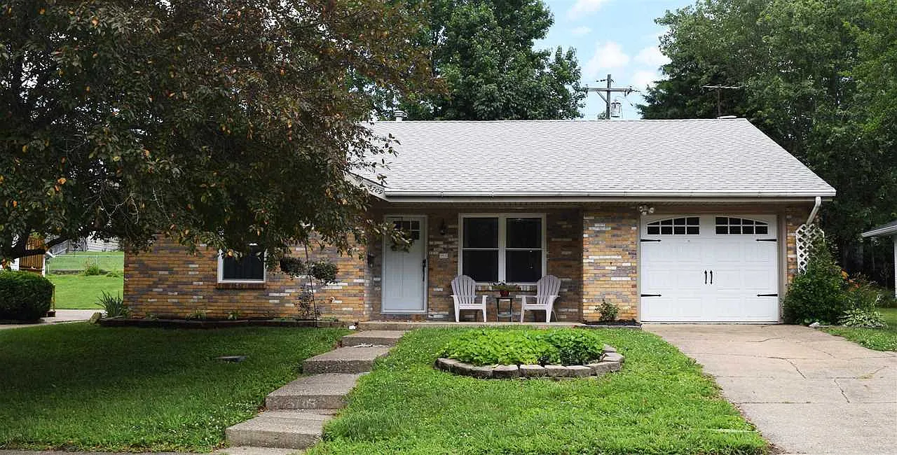5709 Berry Ln photo 1
