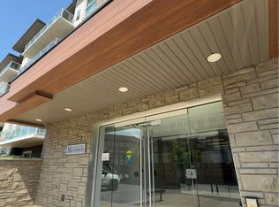 16 Markle Cres #108, Hamilton, ON L9G 0H4