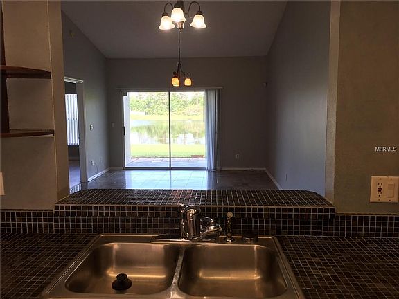 4th image of 14690 Laguna Beach Cir