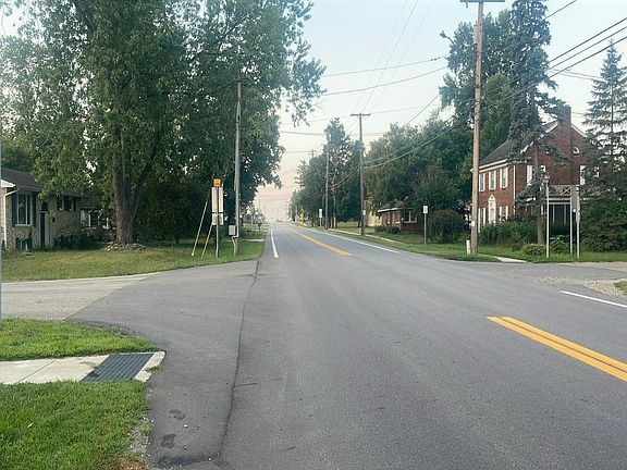 4th image of 304 Hartel Rd
