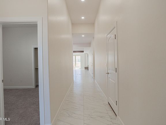 4th image of 3769 Course St