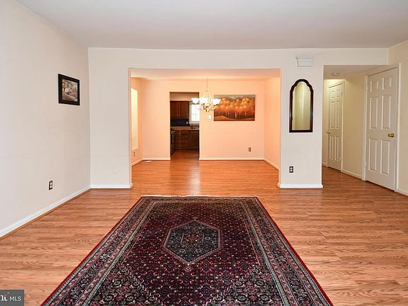 3rd image of 3815 Lansdale Ct Unit 73-11
