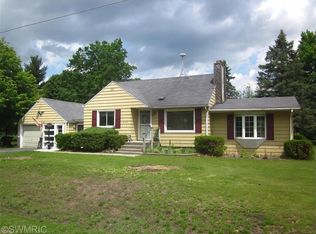 9132 Colby Rd, Greenville, MI 48838