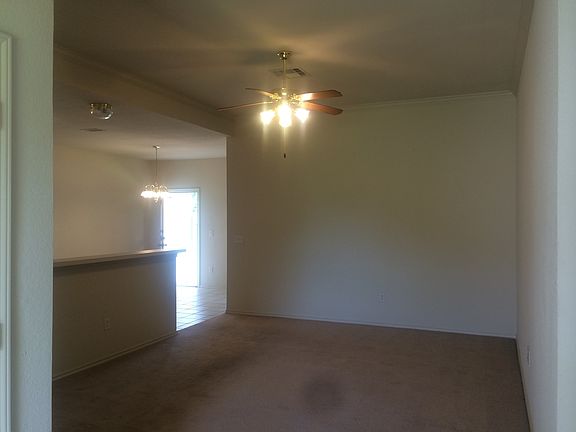 3rd image of 3004 Clydesdale Way