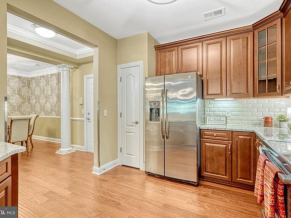 4th image of 15130 Heather Mill Ln Unit 403