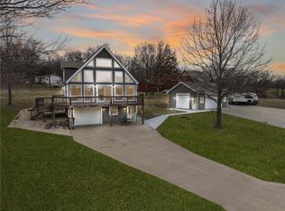 385 Lake Viking Ter, Gallatin, MO 64640