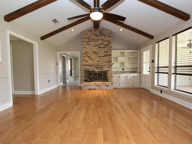 4837 Front Royal Dr — Photo 3
