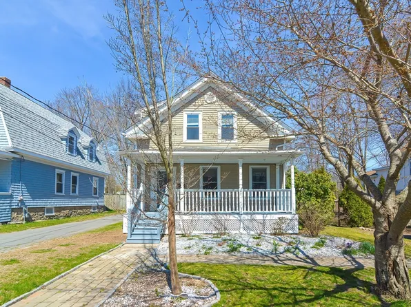 13 Courtland St, Middleboro, MA 02346