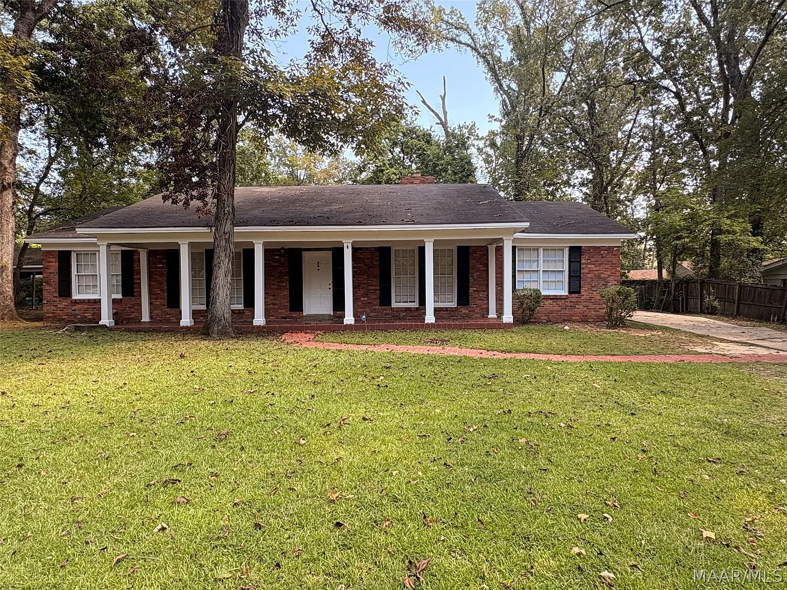 3 bed, 2.5 bath, 2121 sqft, $1,750 — Photo 1