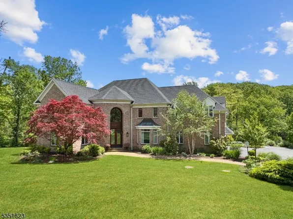2 Deer Hill Road, Chester Twp., NJ 07930
