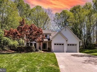 1511 Stuart Rd, Reston, VA 20194