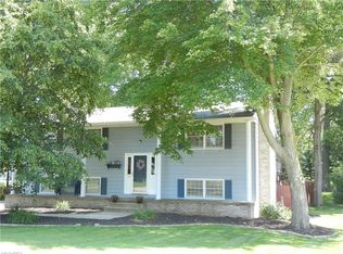 708 Peerless Cir SW, Canton, OH 44706