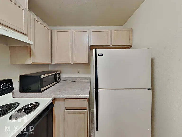 954 Berrum Ln #5-11 — Photo 6