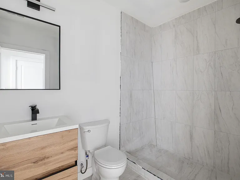 613 N Brooklyn St #3 — Photo 9