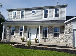 1386 Westport Rdg, Crystal Lake, IL 60014