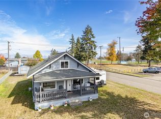 1403 W 8th St, Port Angeles, WA