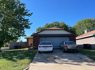 2529 Harvest Ln, Fort Worth, TX 76133