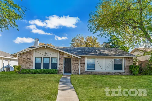 1216 Grinnel Dr Photo 1