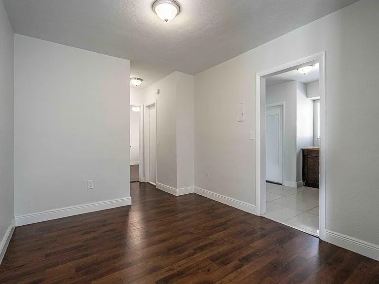 7927 East Dr #274 — Photo 16