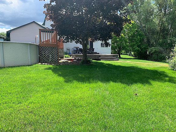5th image of 1851 Stanford Ct