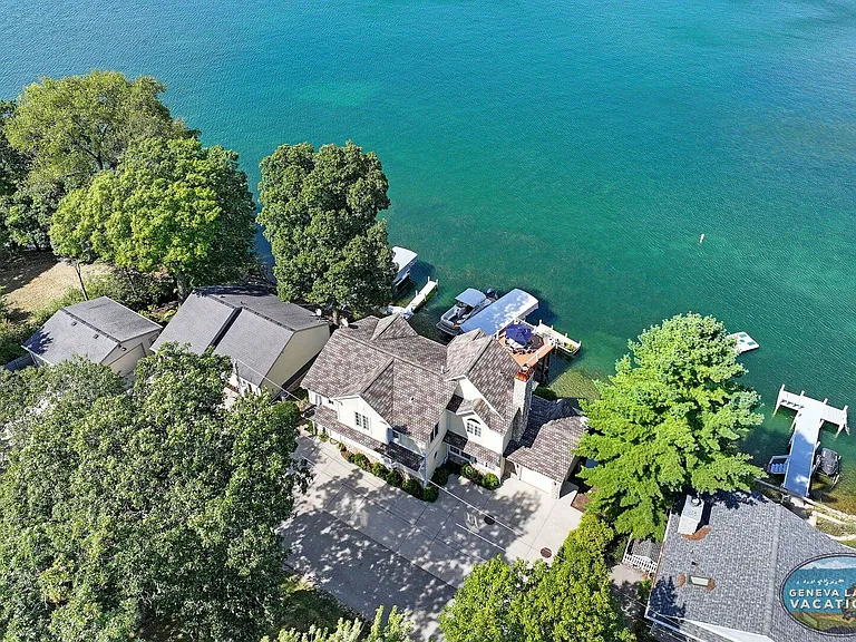 W5284 Lauderdale Dr — Photo 15