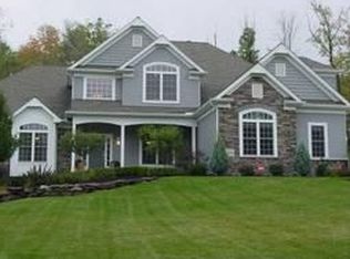 8299 Hemingway Ln, Concord Township, OH 44060