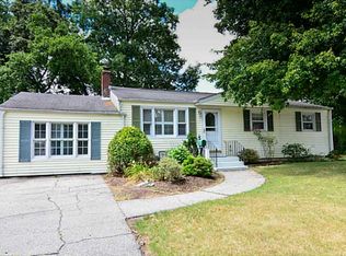 130 Wethersfield Dr, Warwick, RI 02886