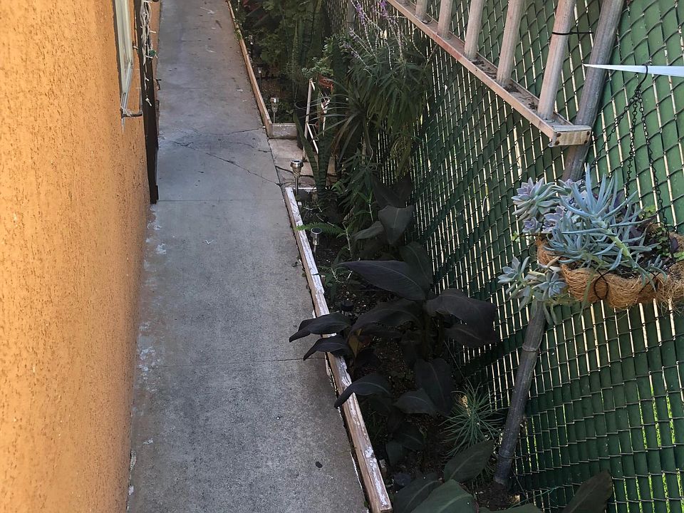 Common area well locked and very well maintained.