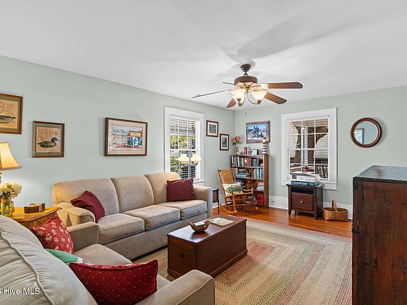 3rd image of 309 E Moore Street