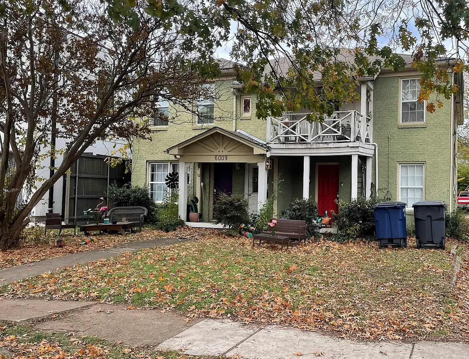 2 bed, 800 sqft, $2,500 — Photo 1