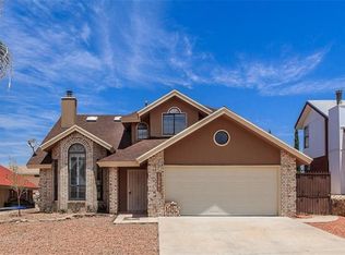 12061 Jose Cisneros Dr, El Paso, TX 79936