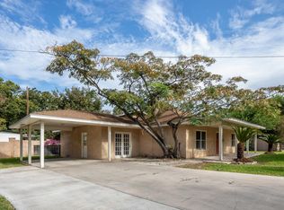 99 W Nicholson St, Del Rio, TX 78840