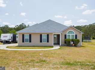 5764 Emily Ln, Hahira, GA 31632