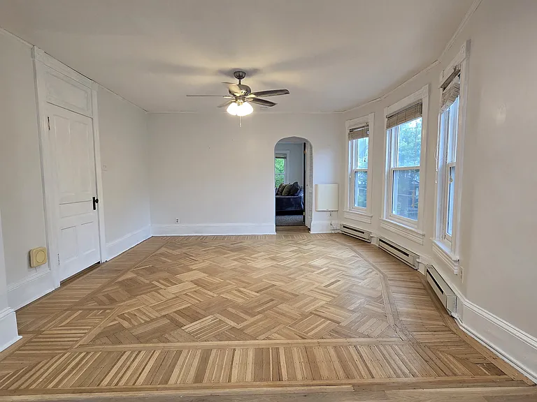 4 W 5th St #2 — Photo 15