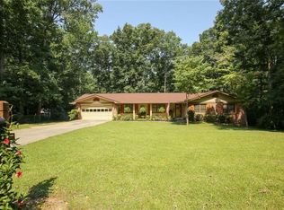 185 Meadowbrook Dr, Lawrenceville, GA 30046