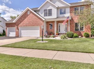 2413 Stricker Ln, Urbana, IL
