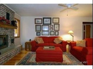 100 Elm St, Glenview, IL